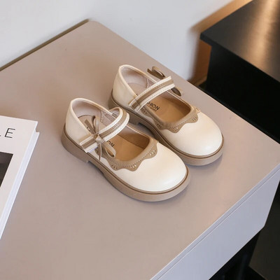 Cipele za princeze za djevojčice 2023. Proljeće Jesen Nove male kožne cipelice Dječja moda Dječje cipele s mokasinkama Odgovarajuće boje Čipkaste elegantne