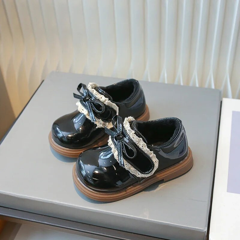 Lolitas stila mežģīņu āķis un cilpa Modes meiteņu ādas apavi Bērnu ikdienas spieķi, jauki, spīdīgi 2023. gada bērnu ikdienišķi kurpes Princese