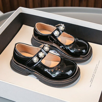 Dječje kožne cipele s okruglim prstima za djevojčice Proljeće i jesen 2023. Nove čipkaste biserne sjajne mokasine Dječje biserne čipkane modne ležerne cipele