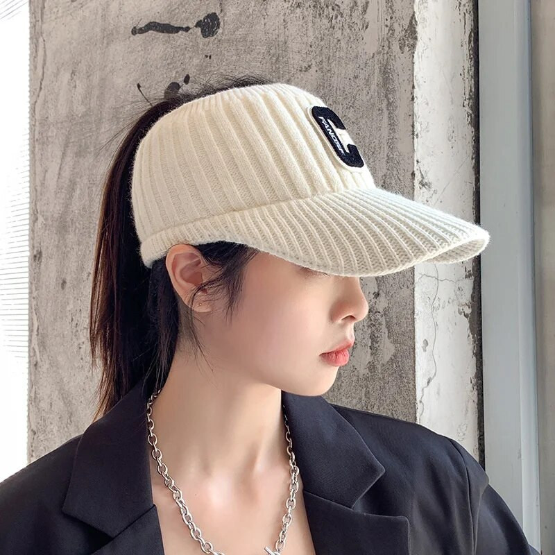 Baseball kape Zimske kape za žene Nova moda 2023. Pletene kape sa slovom C Šeširi sa šiltom Ženske jesenske kape s repom