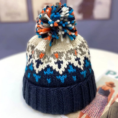 Divat Aranyos Print Hímzés Csupok Női Kalapok Férfiak Tél Gyapjú Meleg Szőrme Pompon táskás Kötött sapka Motorháztető sapkák Gorros Invierno