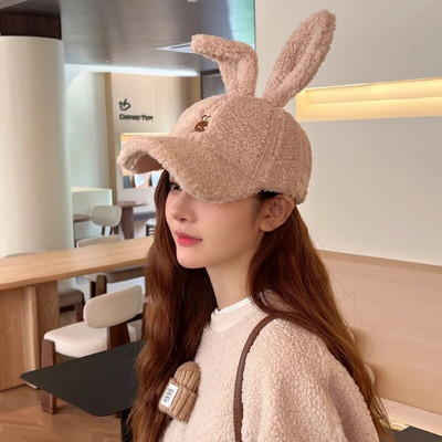 Izšūta multfilmas beisbola cepure, modes ziemas silta plīša ausu tops, jauks zaķis, cieta sieviešu cepure