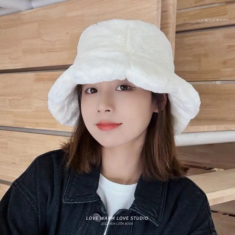 Bieza pūkaina kažokādas cepure sievietēm ziemas silta zvejnieka cepure vienkrāsains plīša Panama cepure Fashion sieviete Bob Sunbonnet gorras