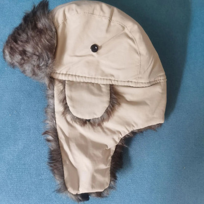 Unisex Vīrieši Sievietes Krievu cepure Trapper Bomber Warm Trooper Ausu atloki ziemas slēpošanas cepure Cieta pūkaina mākslīgās kažokādas vāciņš Galvassegas Pārsegs