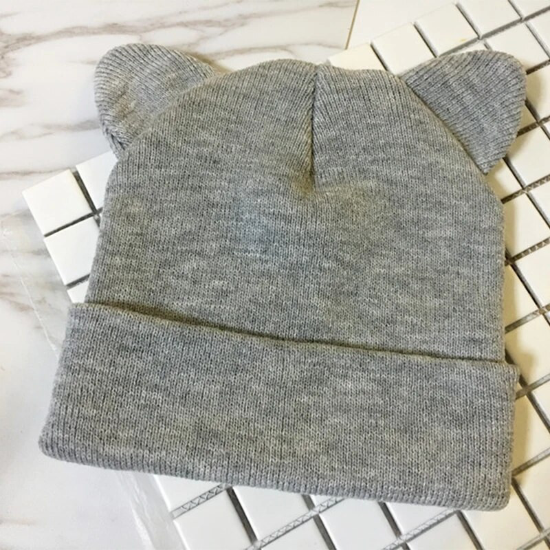 Topla zimska kapa Prekrasna ženska kapa s mačjim ušima Crno siva pletena vunena kapa Lady Girl Meke heklane Skullies kape