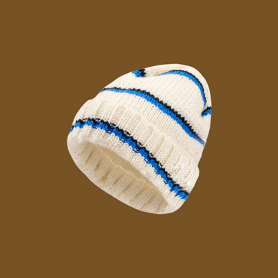 Ženska zimska pletena kapa Mekana topla prugasta vrećasta kapa s kapom na otvorenom Ženska skijaška kapa za grijanje na snijegu