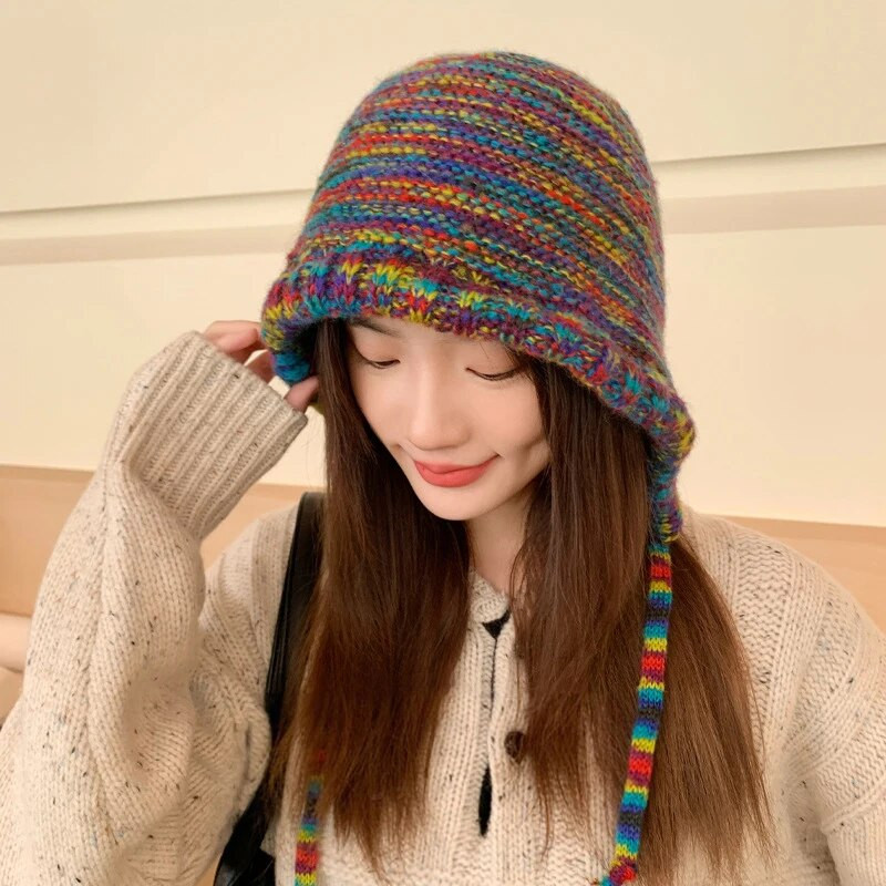 Žieminės ausų apsaugos kepuraitė moterims Minkšta vilnonė megzta šilta kepurė Rainbow Stripe Girl Feamle Slidinėjimo kaukolė Beanie