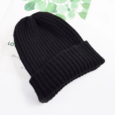 Egyszínű sapka őszi téli sapka nőknek Férfi kötött Skullies sapka meleg puha uniszex motorháztetős sapka Alkalmi vad kiegészítők