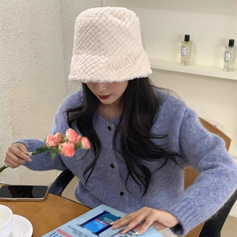 Mīksta plīša sieviešu cepure, mākslīgā truša kažokāda, silta zvejnieka cepure āra vēja necaurlaidīgai dāmas Panamas sauļošanās cepurei