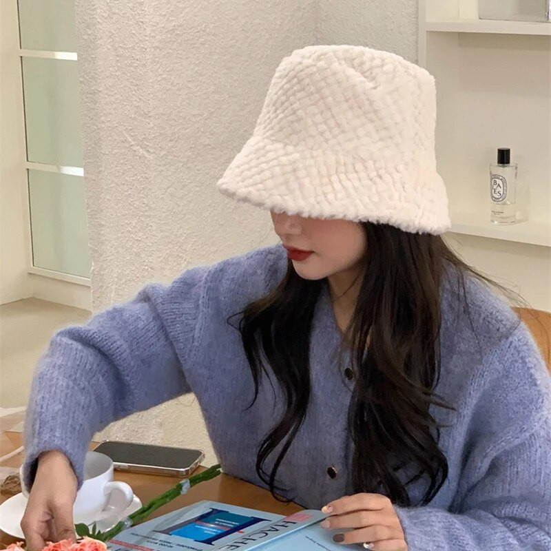 Mīksta plīša sieviešu cepure, mākslīgā truša kažokāda, silta zvejnieka cepure āra vēja necaurlaidīgai dāmas Panamas sauļošanās cepurei