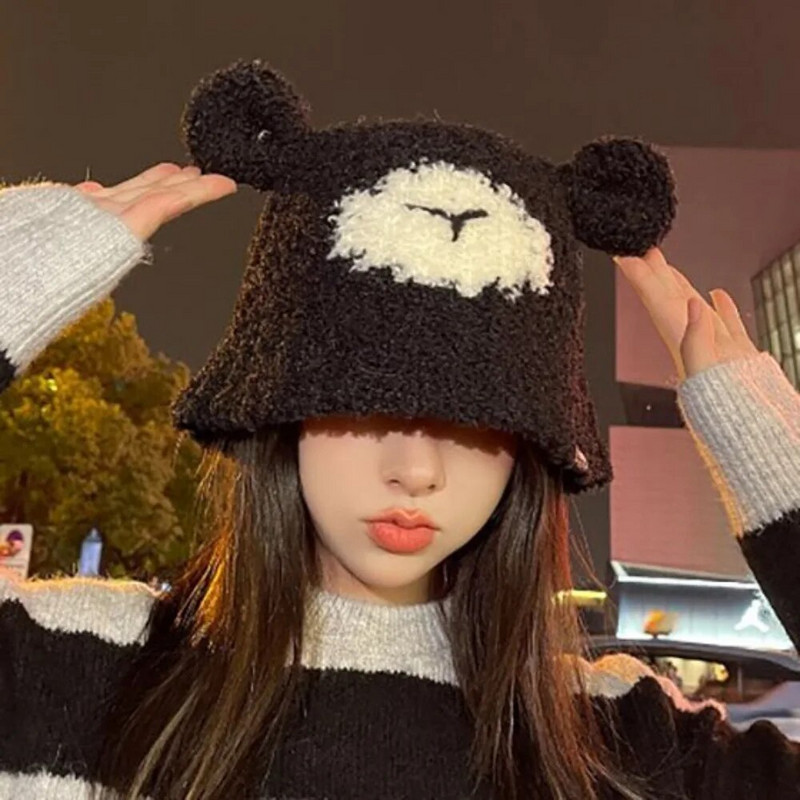 Talvine plüüsist müts Armas Väike karu kõrvad Beanid Naiste Pullover Mütsid Korea kõrvakaitse rihm Beanies müts kõrvaklapiga