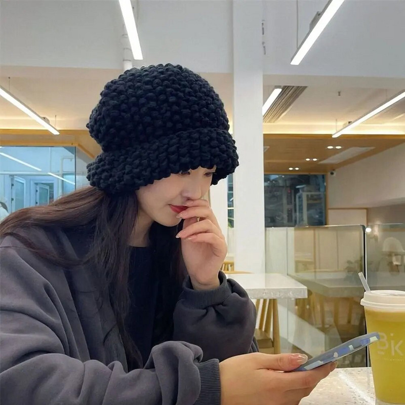 Téli vastag szál tű meleg sapka sapka nőknek egyszínű alkalmi vastagított gyapjú kötött sapka divat pár motorháztető sapkák