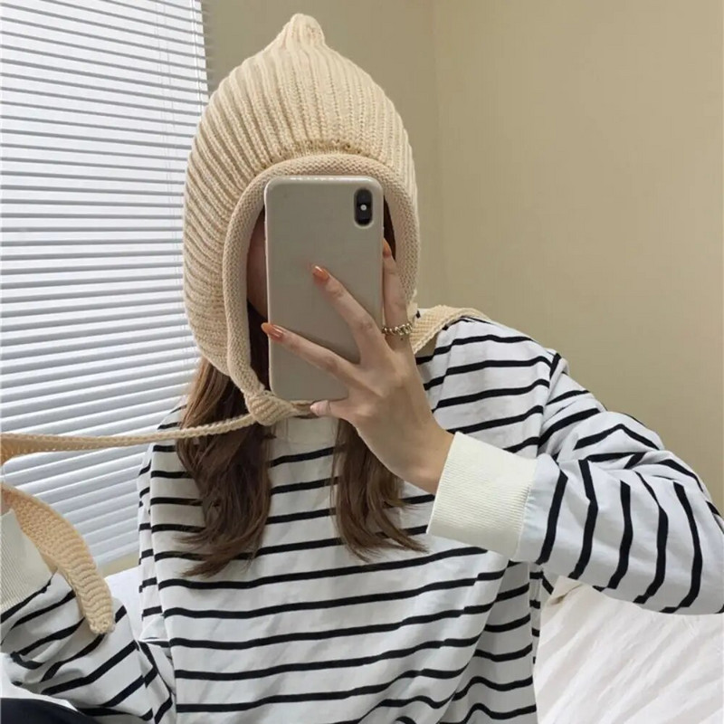 Žieminė moterų ausų apsaugos kepurė Vienspalvė miela megzta kepurė Kapotas lauke atsparus vėjui storas kašmyro šiltas kepurėlis nėrimas