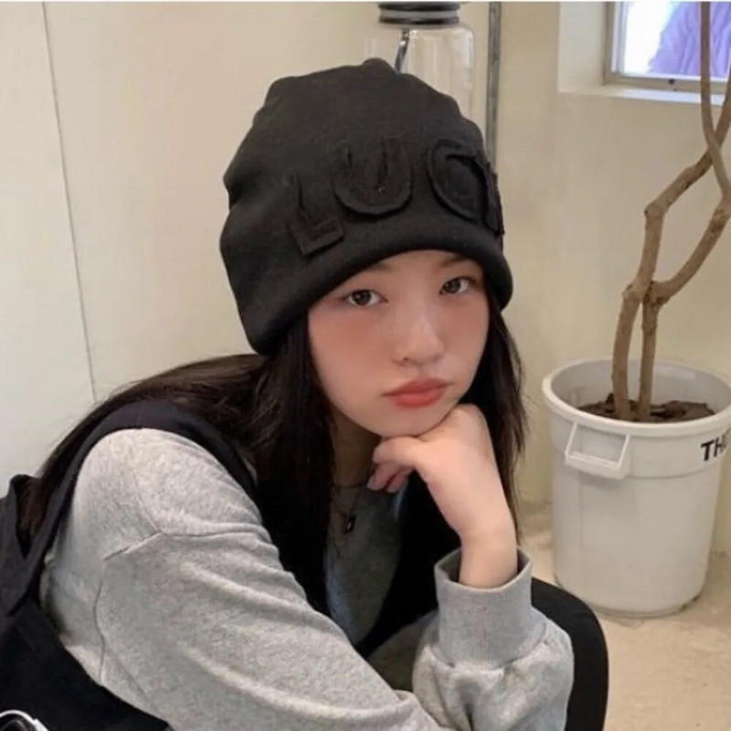 Rudens ziema sabiezināta kaudze Cepurīte Meitene Korejiešu Modes Vēstule Skullies Cap Street Baotou Cepures Adījums Burti Pupiņas Cepures sievietēm