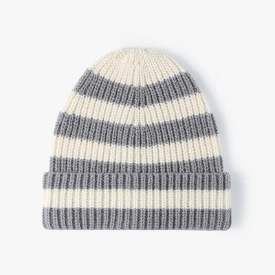 Zimske prugaste kape Ženski korejski stil Vintage Causal Tople mekane crne i bijele modne jesenske kape za žene