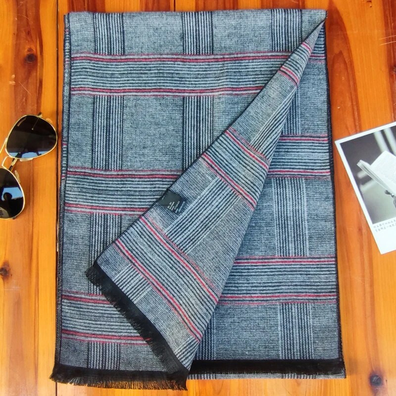 2023 Klasični muški zimski karirani šal Topli šalovi oko vrata od čiste vune Mekani šalovi od kašmira Muški poslovni šal u britanskom stilu