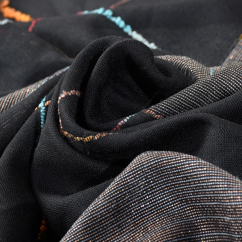 2023-as új férfi brit sál tavaszi/nyári arany selyem színes kockás fekete jacquard fonal, vékony alkalmi férfi sál