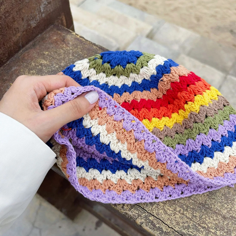 2022-es új, kézzel szőtt, retro szivárványos horog virág sapka női divat varrás, légáteresztő kupola nyári halász sapka