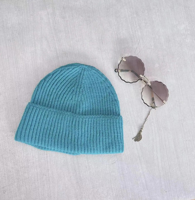 Sieviešu trikotāžas beanie ziemas biezas vienkrāsainas cepures sievietēm vīriešiem Unisex siltas slēpošanas pupiņas Siltas vēja necaurlaidīgas ausu aizsargvāciņas