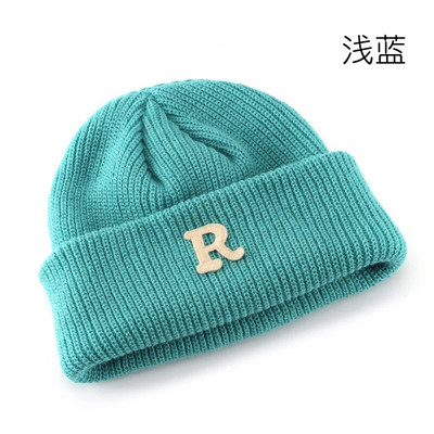 Uus naiste sügis- ja talvine ühevärviline R-täht lokkis kootud müts õues rattasõiduks soe külmakindel kõrvakaitse villane müts