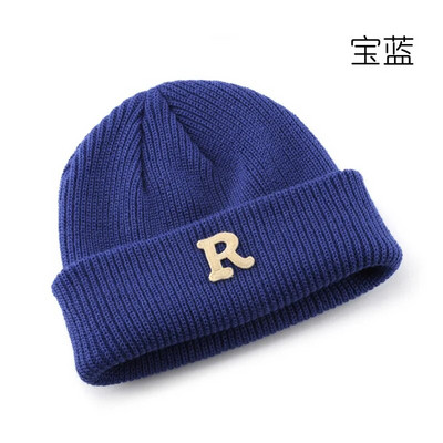 Uus naiste sügis- ja talvine ühevärviline R-täht lokkis kootud müts õues rattasõiduks soe külmakindel kõrvakaitse villane müts