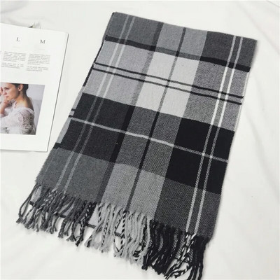 Ruházati kiegészítők, sálak és pakolatok, kockás férfi sál, meleg, rojtos férfi nyak