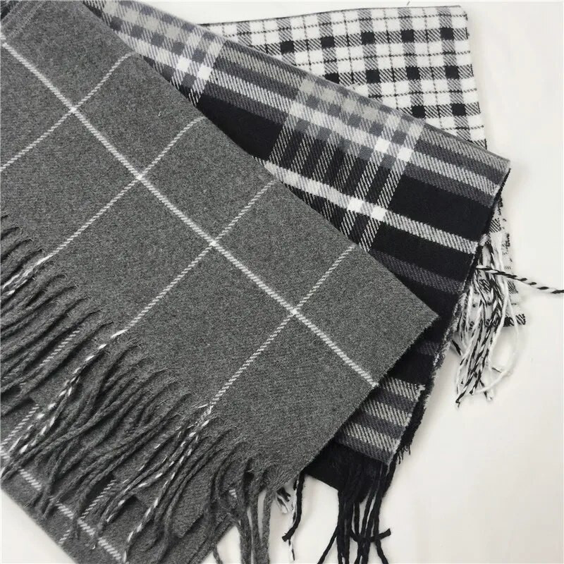 Ruházati kiegészítők, sálak és pakolatok, kockás férfi sál, meleg, rojtos férfi nyak