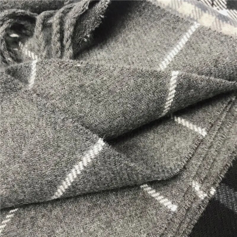 Ruházati kiegészítők, sálak és pakolatok, kockás férfi sál, meleg, rojtos férfi nyak