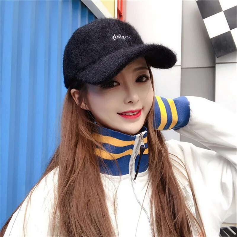 Modna bejzbolska kapa s printom slova Žene, jesen, zima, mekane podesive kape od umjetnog krzna, topli šeširi za sunčanje otporni na vjetar na otvorenom