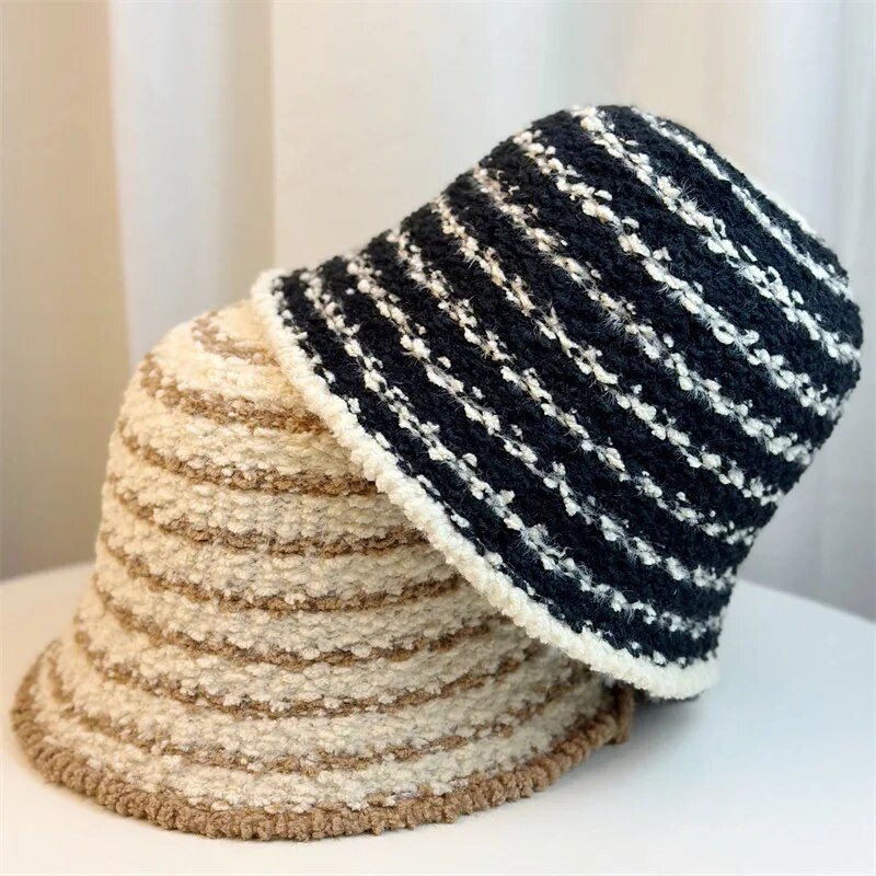 Žieminės ėrienos vilnos kupolinės kepuraitės Panamos kepuraitė moterims, mergaitėms, nauja dryžuota megzta šilta vėjo nepraleidžianti kibiro kepurė, moteriška lauko vėjui nepralaidi kepuraitė