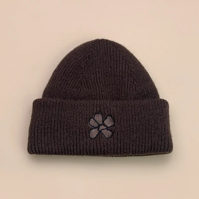 Vīrieši Sievietēm Silti Jauni Ziedu Izšuvumi Plīša Vilnas Spainis Trikotāžas Cepures Daudzpusīgas Ērtas Korejiešu Modes Rudens un Ziemas Jauki