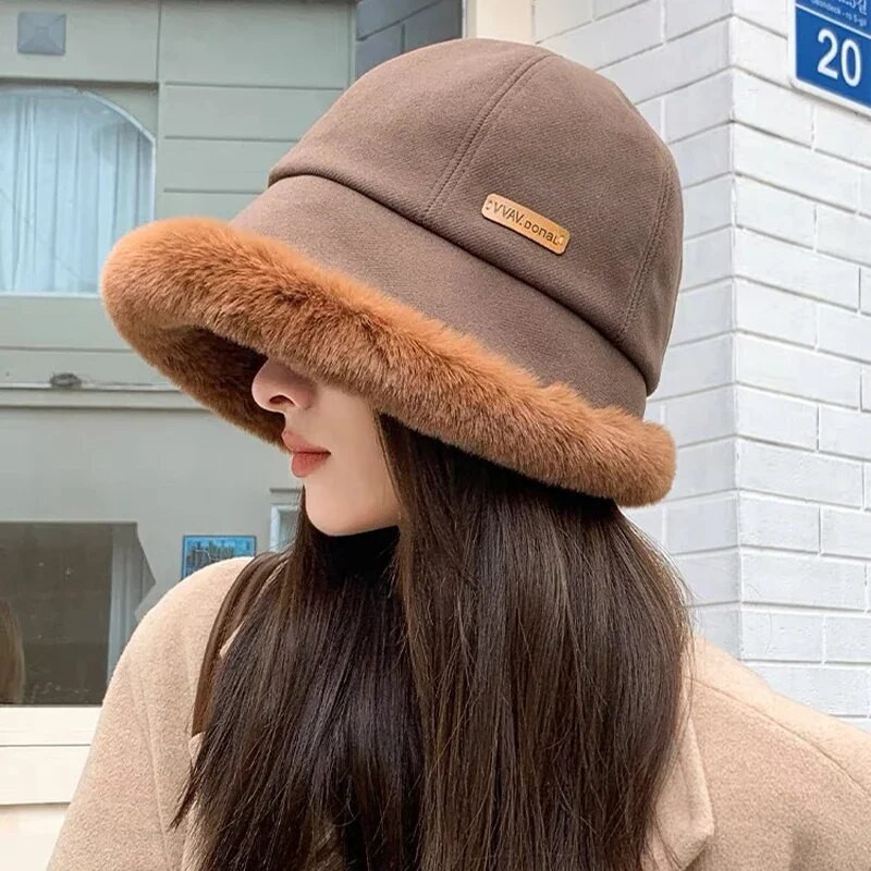 Új meleg divat pamut vödörsapkák női kétoldalas plüss betűs címke őszi és télen sokoldalú elegáns, vastagodó napelem