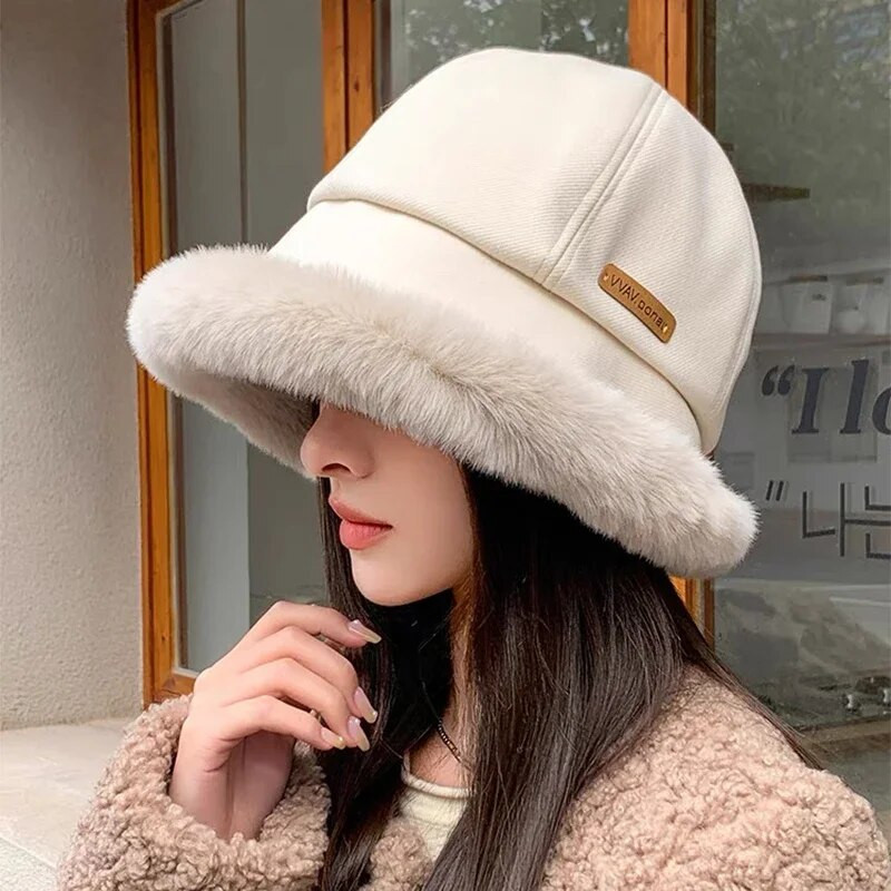 Új meleg divat pamut vödörsapkák női kétoldalas plüss betűs címke őszi és télen sokoldalú elegáns, vastagodó napelem