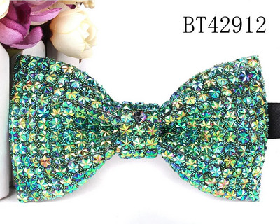 Nove leptir-mašne od kamenčića za muškarce Prethodno zavezane leptir-mašne sa šljokicama i podesivom duljinom Velik izbor boja Vjenčana leptir-mašna za kumove