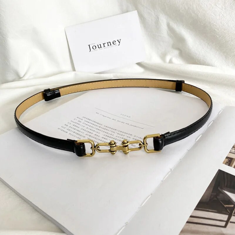 Vienkārša modes plānas pu ādas josta sievietēm, zelta metāla sprādze, regulējama jostasvieta, šaura mēteļa kleita, jostas siksnas