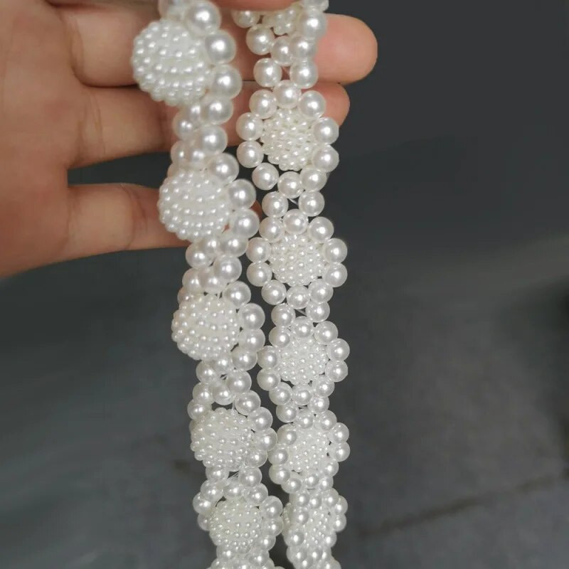 Ženska košulja s bijelim bisernim pletenicama, ukrasni lanac oko struka, gotički, elegantni remen s privjeskom od bisera za žene