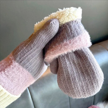 1 чифт зимни топли вълнени плетени ръкавици за жени Удебелени усукани цветя ръкавици с ръкавици Едноцветни цял пръст Ръкавици за колоездене на открито