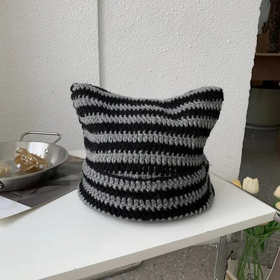 Japanski y2k Little Devil prugaste kape Ženske Ins Slatke mačje uši Pletena vunena kapa Djevojka Zimski pulover na špic Kape za Noć vještica