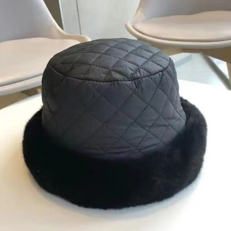 Zimska krznena kapa s kantom za žene Modna topla ribarska kapa od debljeg pliša Ležerna ravna kapa za umivaonik Kapa za putovanja na otvorenom