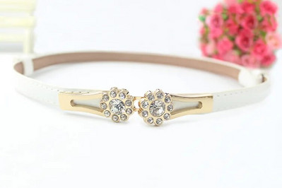 Μόδα γυναικεία δερμάτινη ζώνη PU ρυθμιζόμενη λεπτή ζώνη μέσης λεπτή λευκή αγελάδα Γυαλιστερή vintage αγκράφα από κράμα για γυναίκες σχεδιαστές φορεμάτων