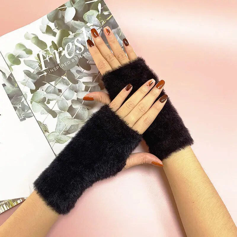 Korejas vienkrāsaini ūdeles samta puspirksta siltie cimdi Sieviešu ziemas bezpirkstiem plīša aukstumizturīgi studentu dūraiņi S68