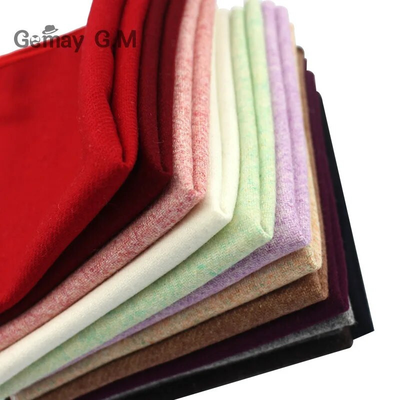 Kiváló minőségű zsebkendő férfiaknak tömör gyapjú Hankies klasszikus férfi zsebkendők négyzet alakú csíkos sálak öltönyökhöz 23*23cm