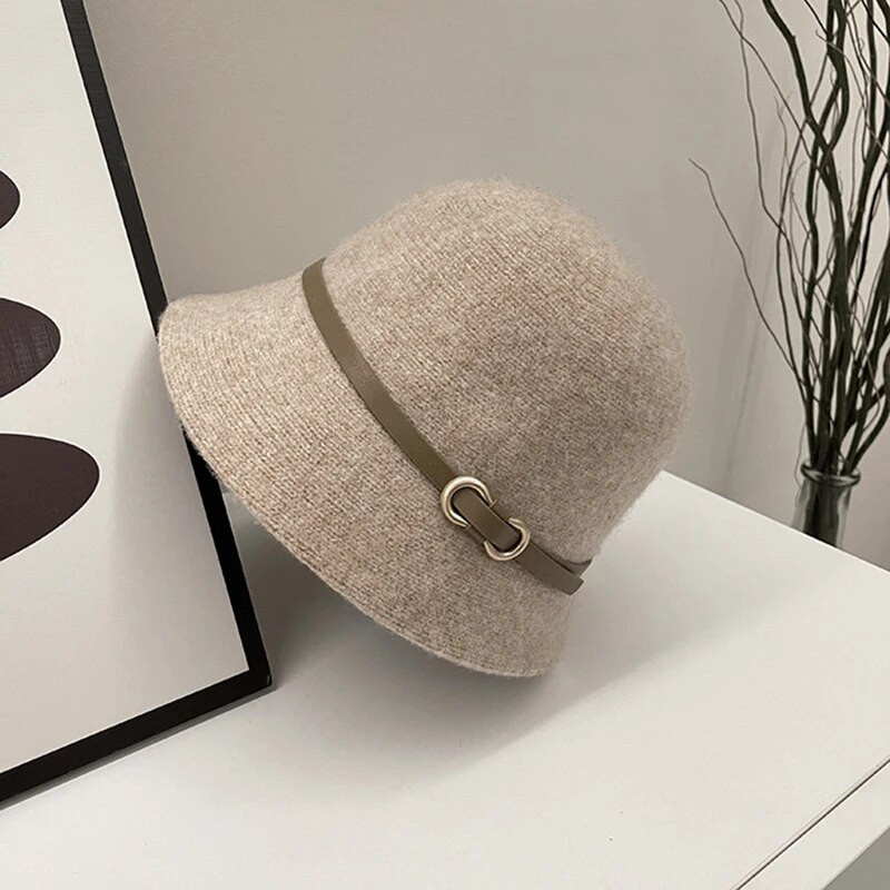 Új divatos uniszex egyszínű gyapjú téli sapka övvel Őszi vödör gyapjú kasmír női meleg horgászkalap sapka ajándék nagykereskedés