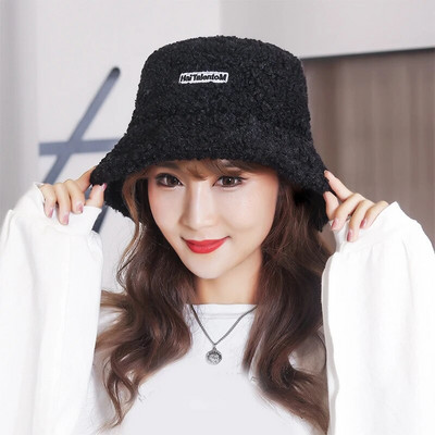 Rudens ziema mākslīgās kažokādas cepure Pūkaina govs apdruka Spains cepures sievietēm silta zvejnieka cepure Mīksta samta plīša slēpošanas cepure meitene āra Panama