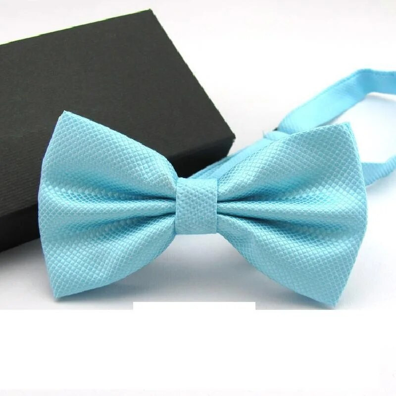 2022 Egyszínű csokornyakkendő férfi csokornyakkendő Fashion pillangók fehér fekete kék