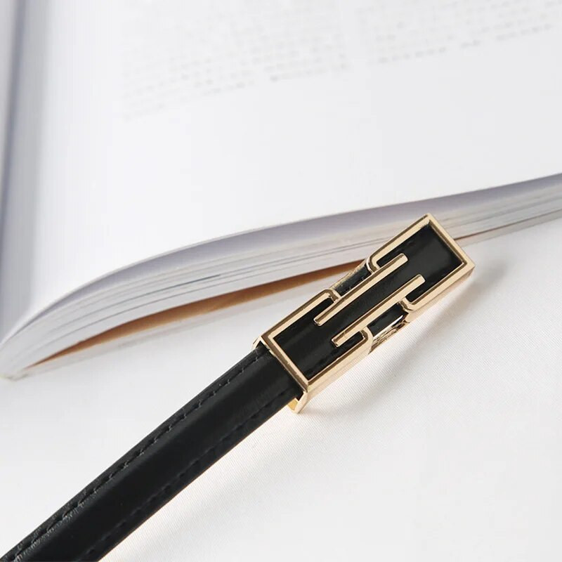 Novi modni kožni tanki remen za žene Personalizirana metalna kopča remen oko struka Ženske traperice Haljina Hlače Ukrasni pojas