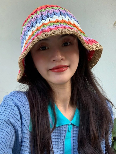 Vasaras rudens cepures sievietēm Daudzkrāsainas austas retro plakanas malas ar rokām darinātas salmu cepures dāmu āra saules aizsardzībai pludmales salmu cepure