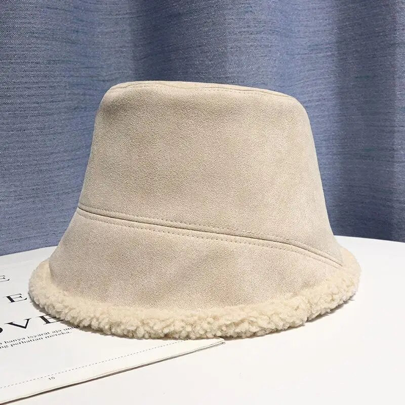 Jauna rudens ziemas jēra vilnas oderēta zvejnieka cepure Sieviešu masīva zamšādas āra vēja necaurlaidīga kausa cepure ikdienišķas pārvēršamas Paname cepures