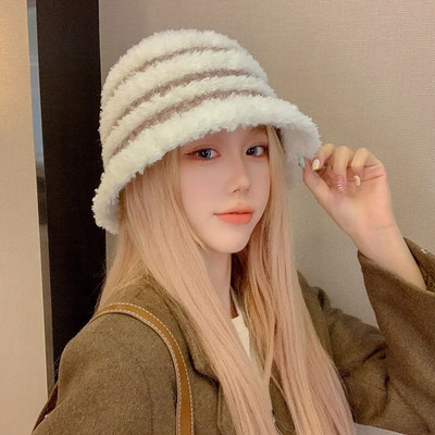 Jauna korejiešu plīša Panamas cepure Sieviešu kausa cepure Zvejnieka cepure sievietēm ziemas japāņu mīksta, pūkaina svītraina silta cepure sievietēm