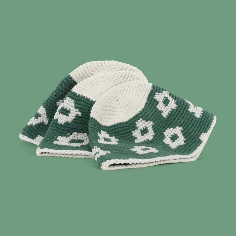 Jauni zaļi ziedu pārsegi sievietēm, rokām darinātas tamborētas trikotāžas pupiņas meitenēm sezonas japāņu ielu kausa cepure Bob vāciņš